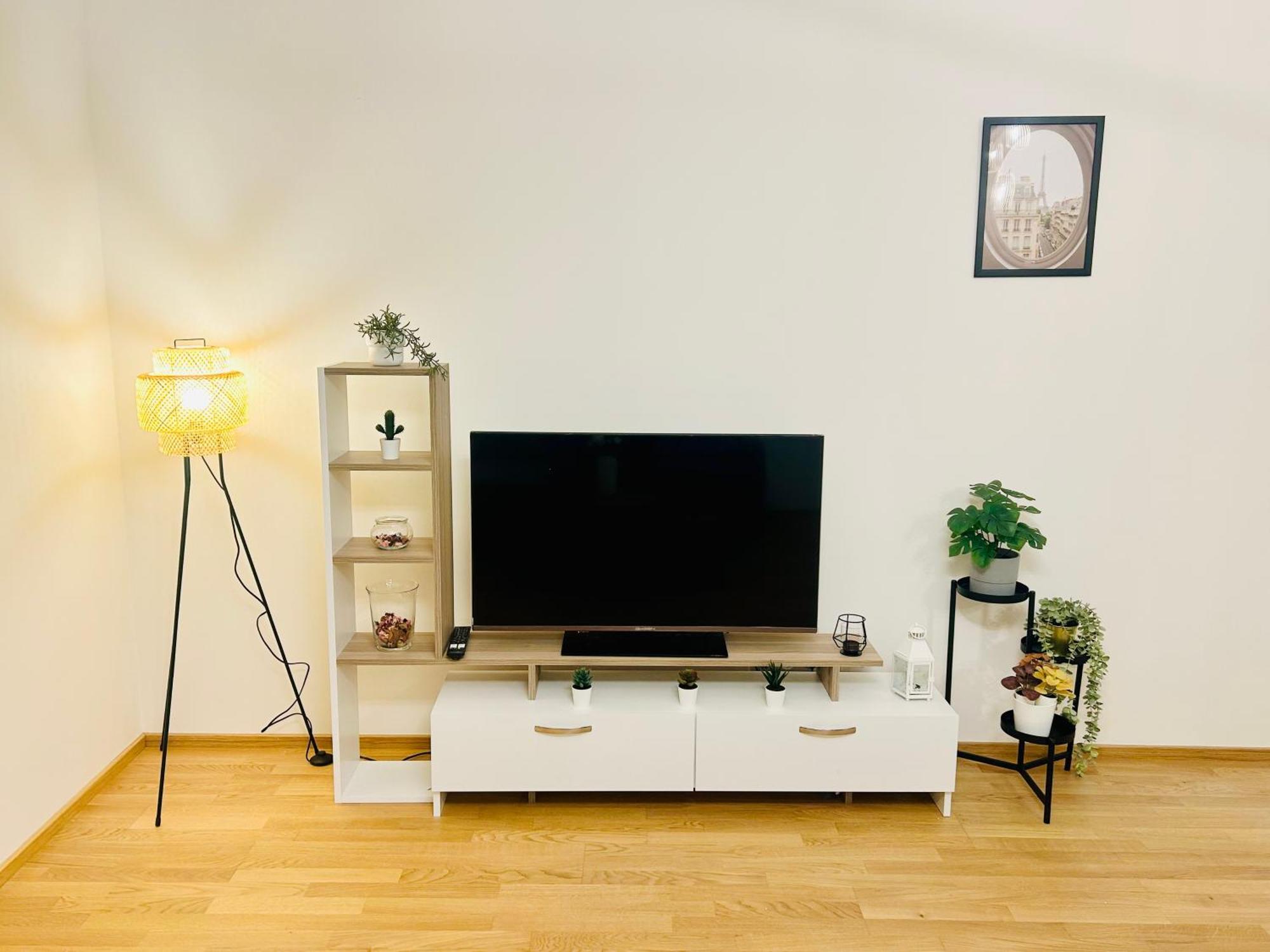New Luxury At Andel Metro Station Apartment